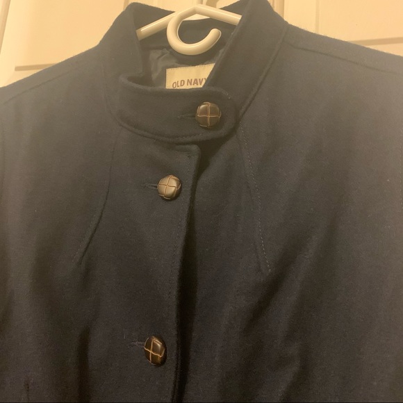 Old Navy coat w/pockets - Picture 5 of 7